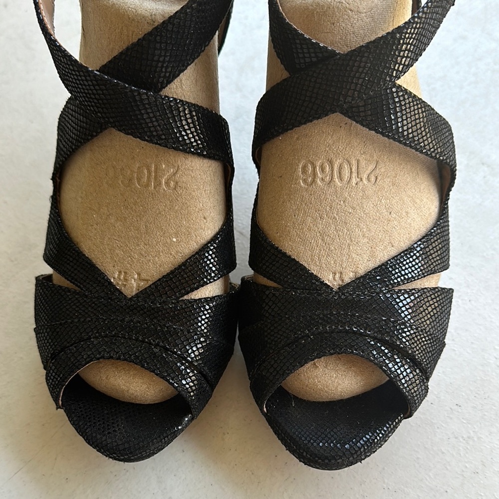 NATURALIZER | N5 Comfort Black  Strappy Heels